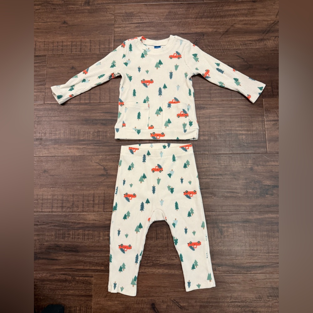 Old Navy Christmas Outfit for Baby/Toddler